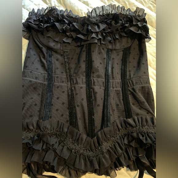 Coquette corset sz lrg and nylons - Picture 5 of 5